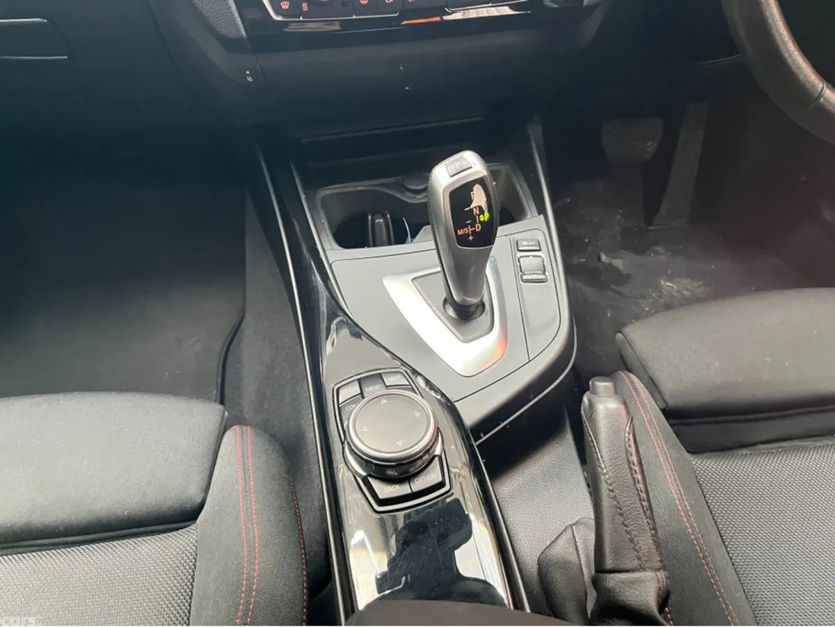 BMW 1-Series Hatchback, Diesel, 2016, Black