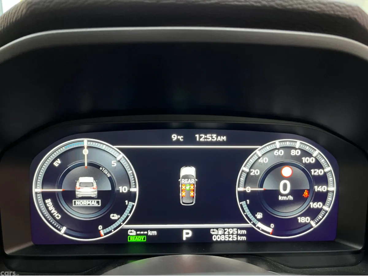Mitsubishi Outlander SUV, Petrol Plug-in Hybrid, 2024, White