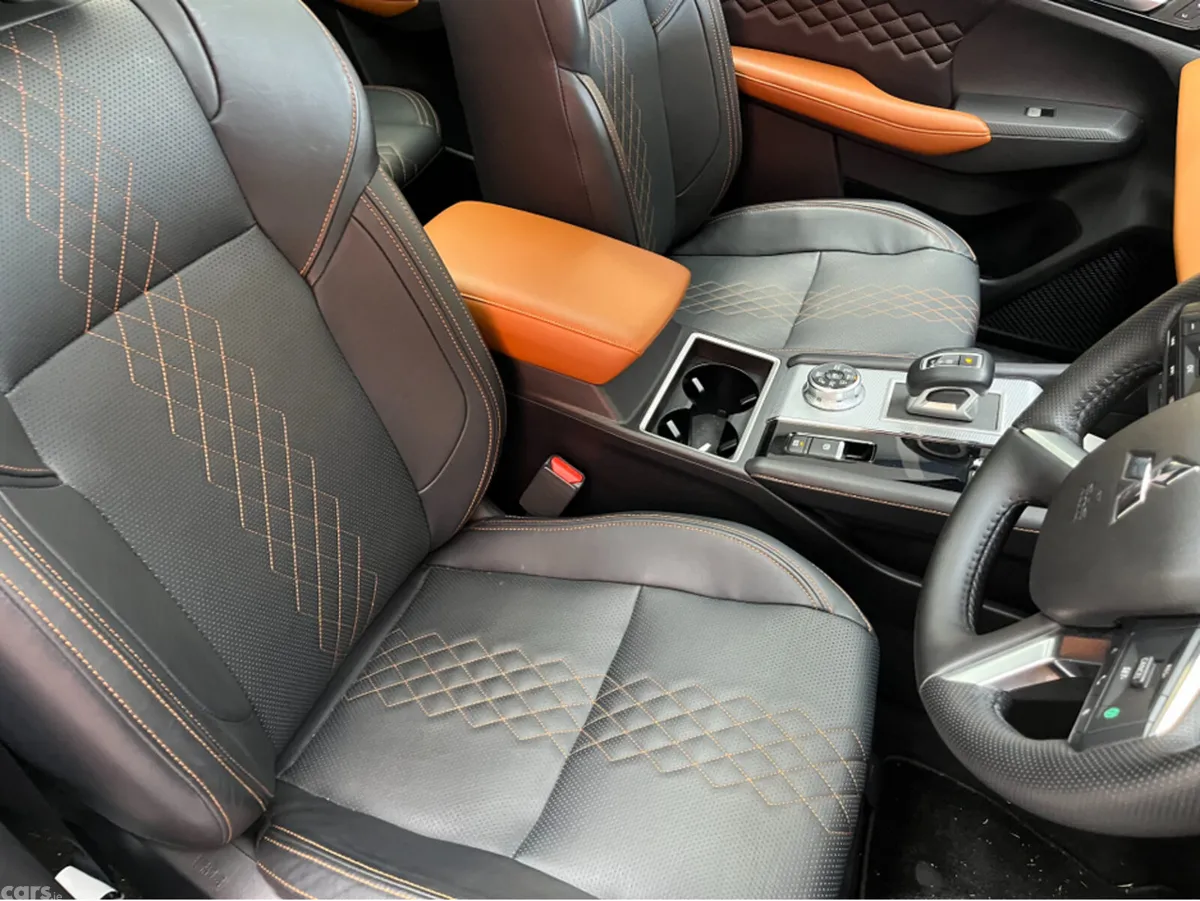Mitsubishi Outlander SUV, Petrol Plug-in Hybrid, 2024, White