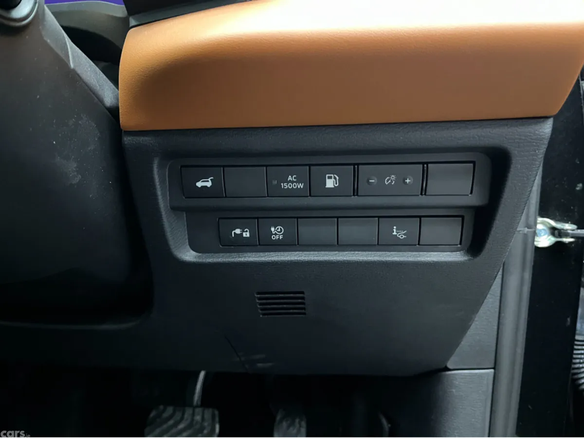Mitsubishi Outlander SUV, Petrol Plug-in Hybrid, 2024, Black