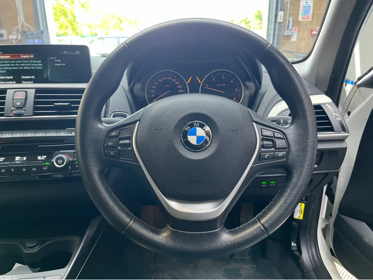 BMW 1-Series Hatchback, Diesel, 2017, White
