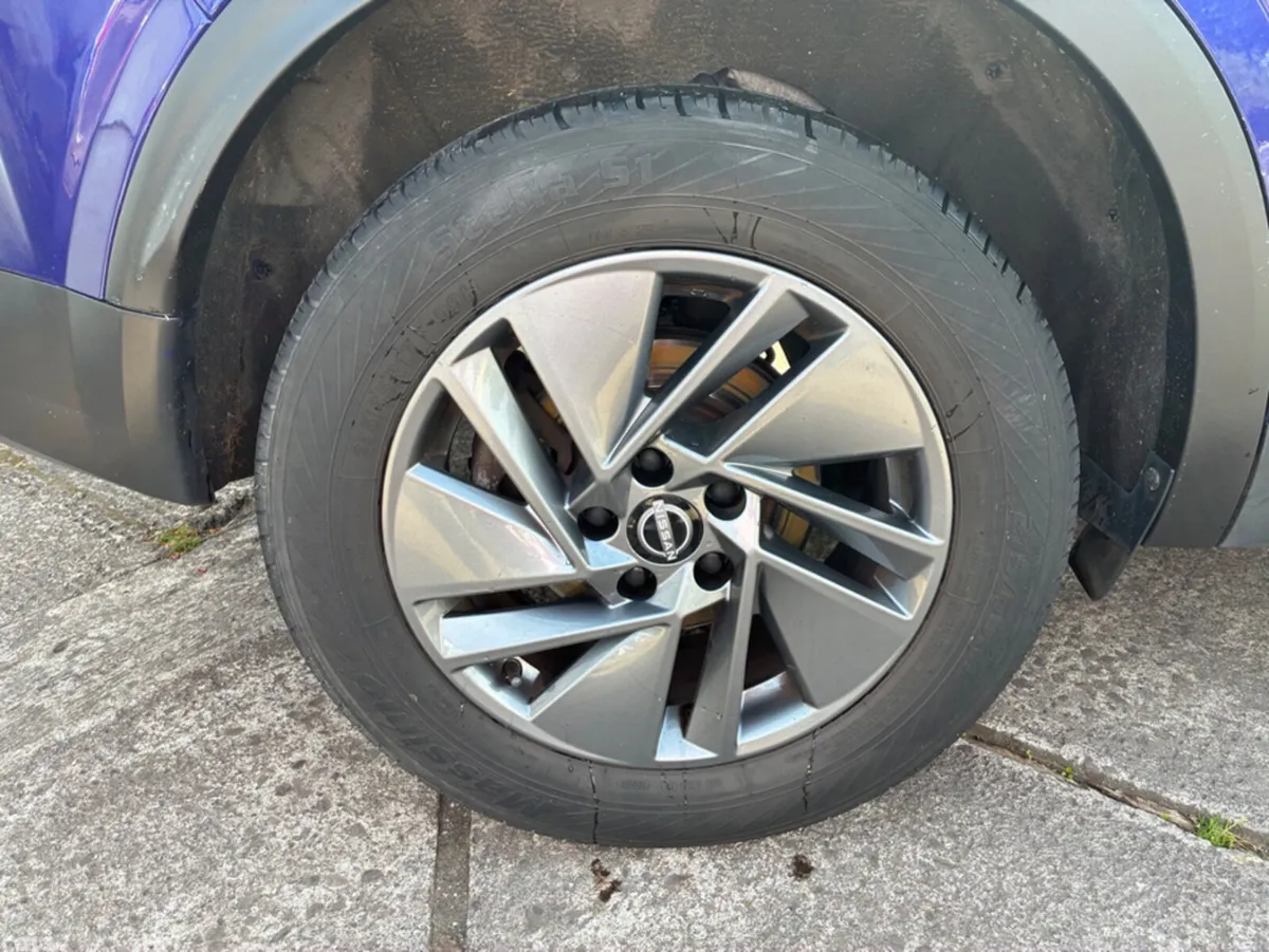 Nissan Qashqai MPV, Petrol, 2023, Blue