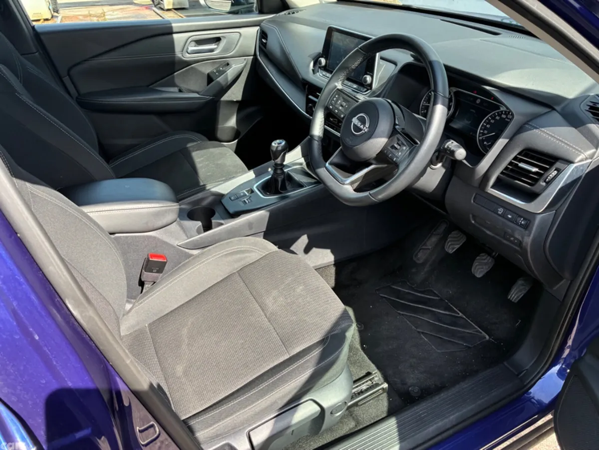 Nissan Qashqai MPV, Petrol, 2023, Blue