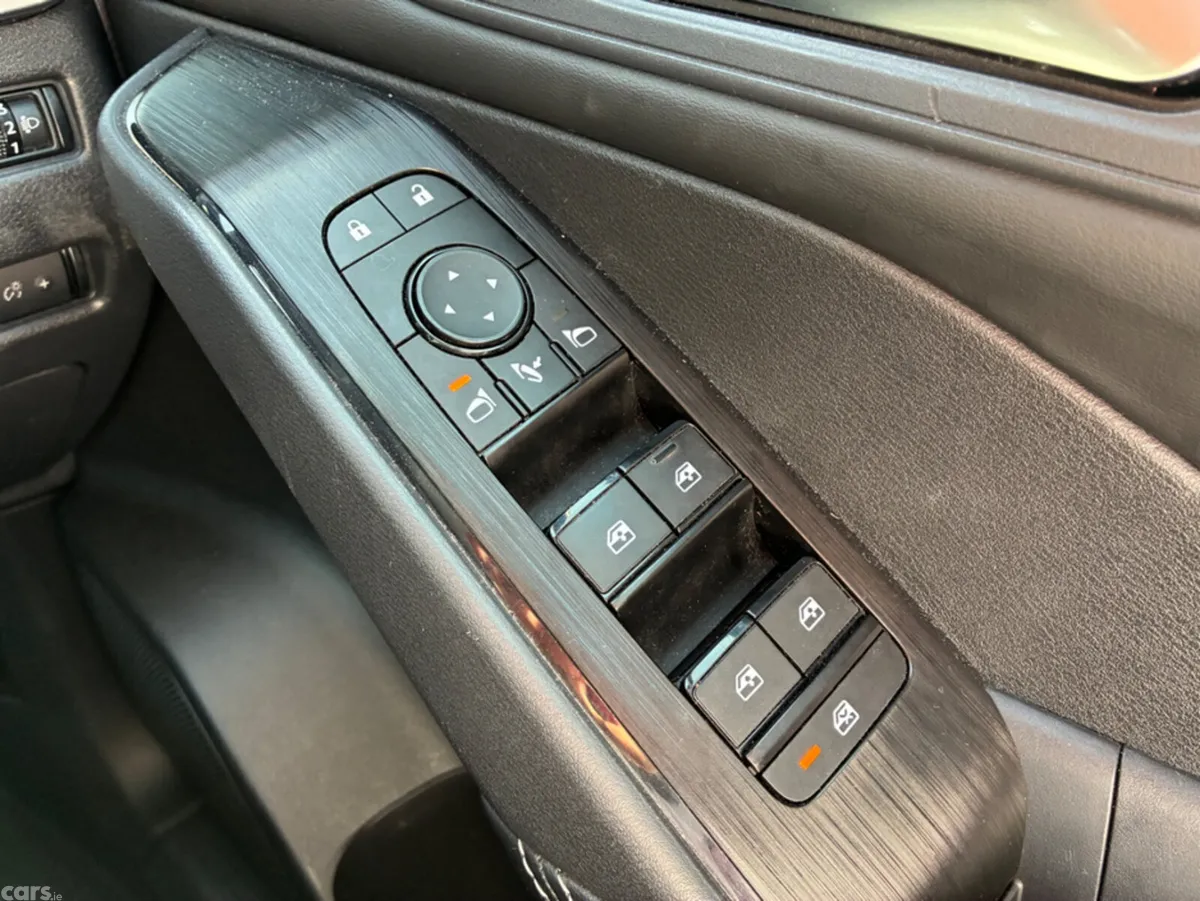 Nissan Qashqai MPV, Petrol, 2023, Blue