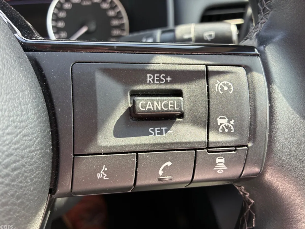 Nissan Qashqai MPV, Petrol, 2023, Blue
