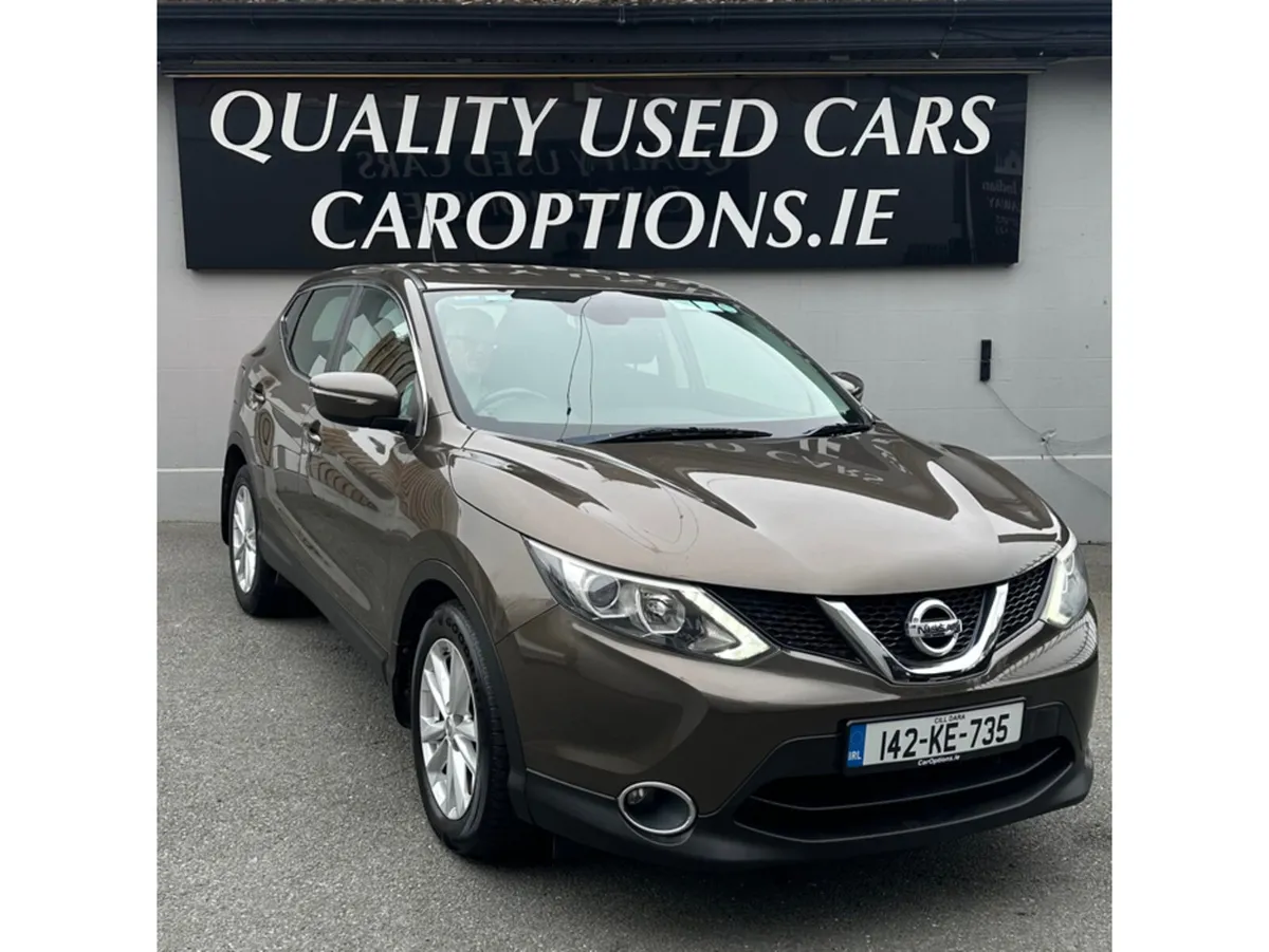 Nissan Qashqai MPV, Diesel, 2014, Brown