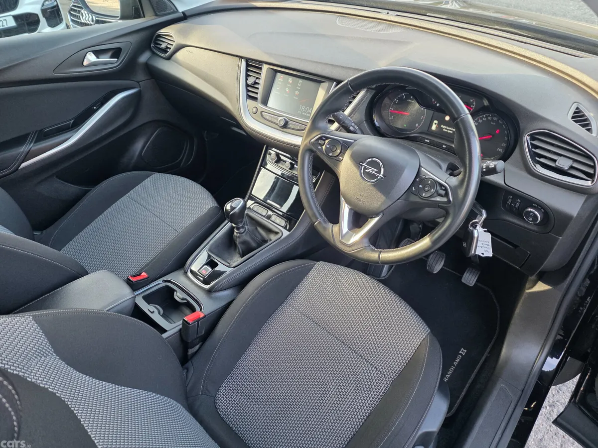 Opel Grandland X SUV, Petrol, 2020, Black