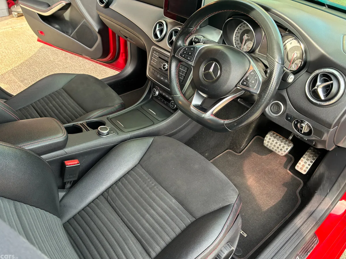 Mercedes-Benz CLA Saloon, Petrol, 2015, Red