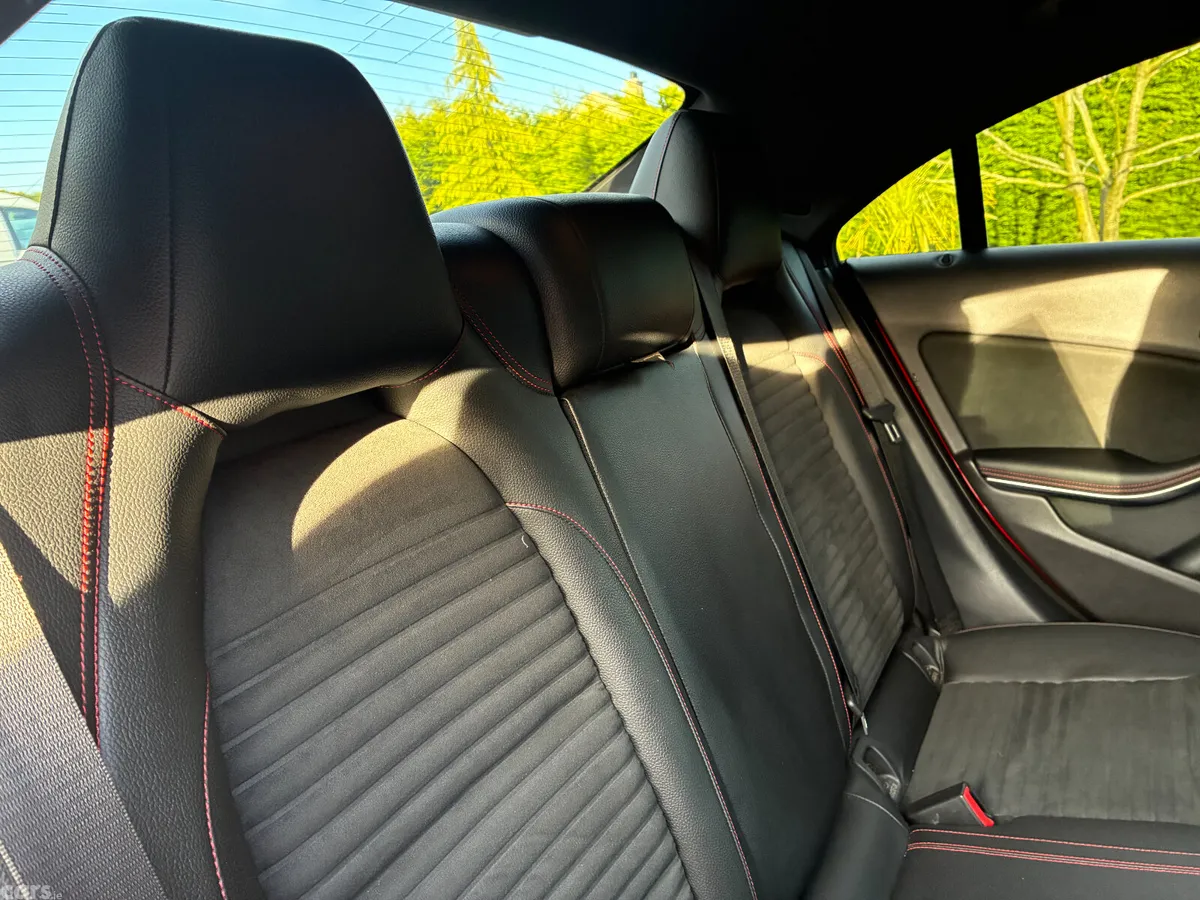Mercedes-Benz CLA Saloon, Petrol, 2015, Red