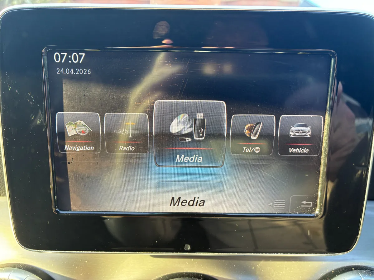 Mercedes-Benz CLA Saloon, Petrol, 2015, Red