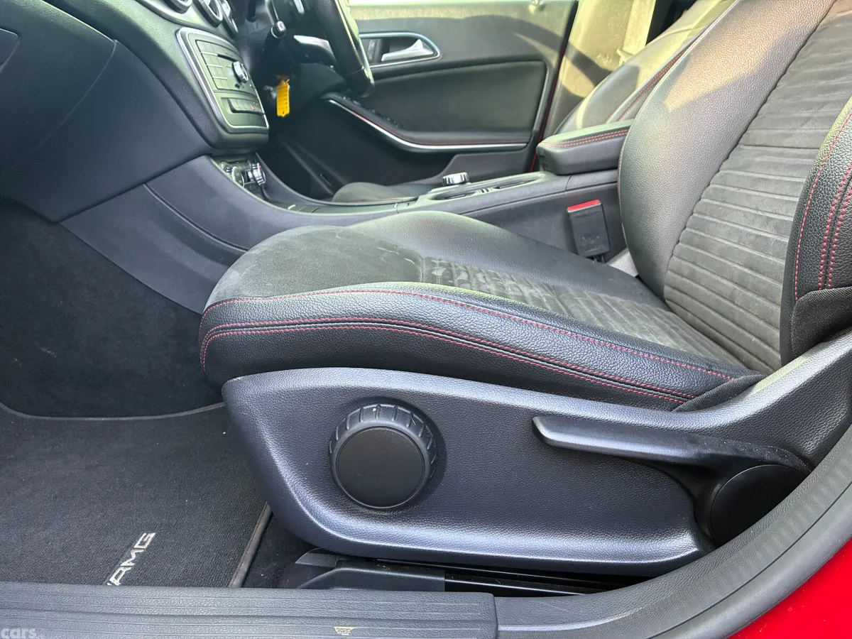 Mercedes-Benz CLA Saloon, Petrol, 2015, Red