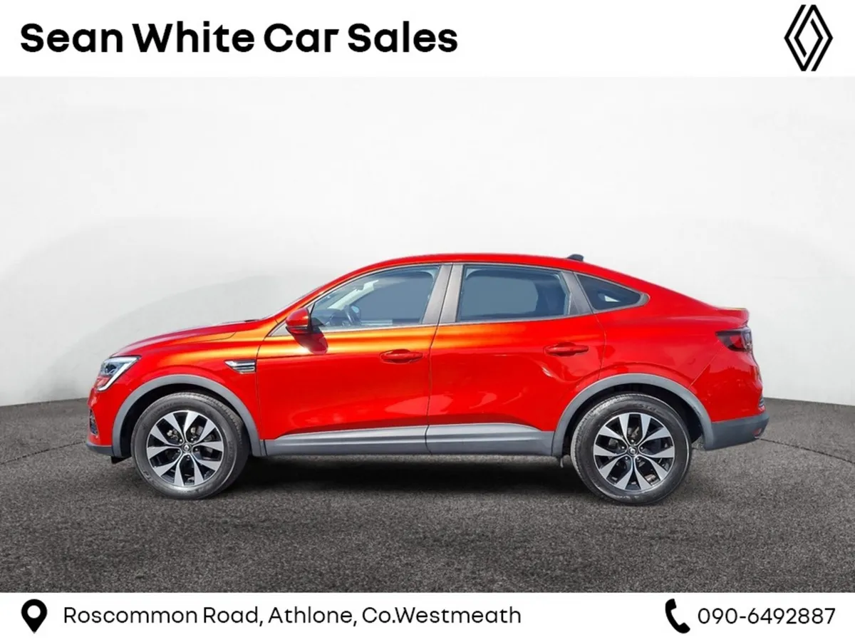 Renault Arkana Hatchback, Petrol, 2022, Red