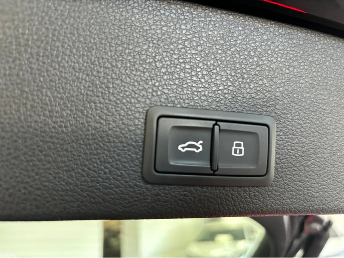 Audi Q2 SUV, Petrol, 2020, Black