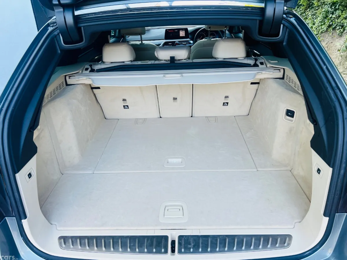 BMW 5-Series Estate, Diesel, 2020, Grey