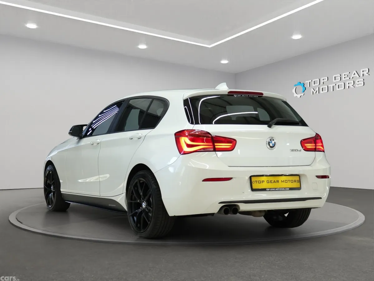 BMW 1-Series Hatchback, Diesel, 2018, White