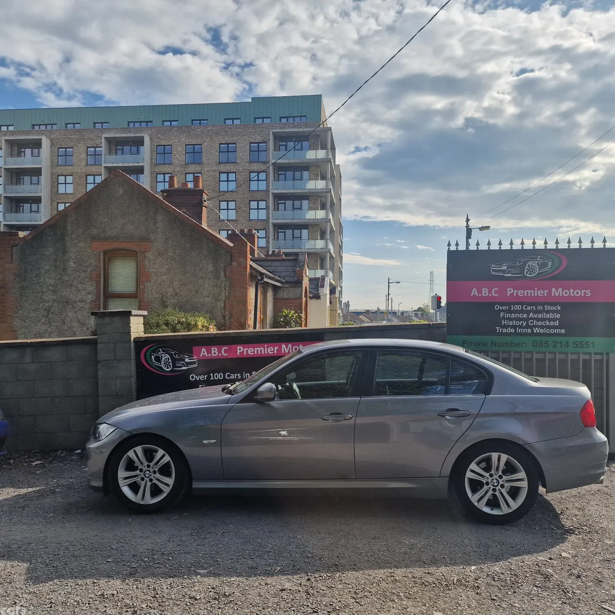 BMW 3-Series Saloon, Diesel, 2010, Grey