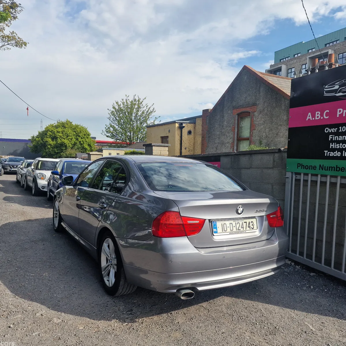 BMW 3-Series Saloon, Diesel, 2010, Grey