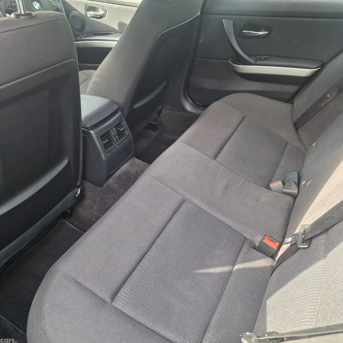 BMW 3-Series Saloon, Diesel, 2010, Grey