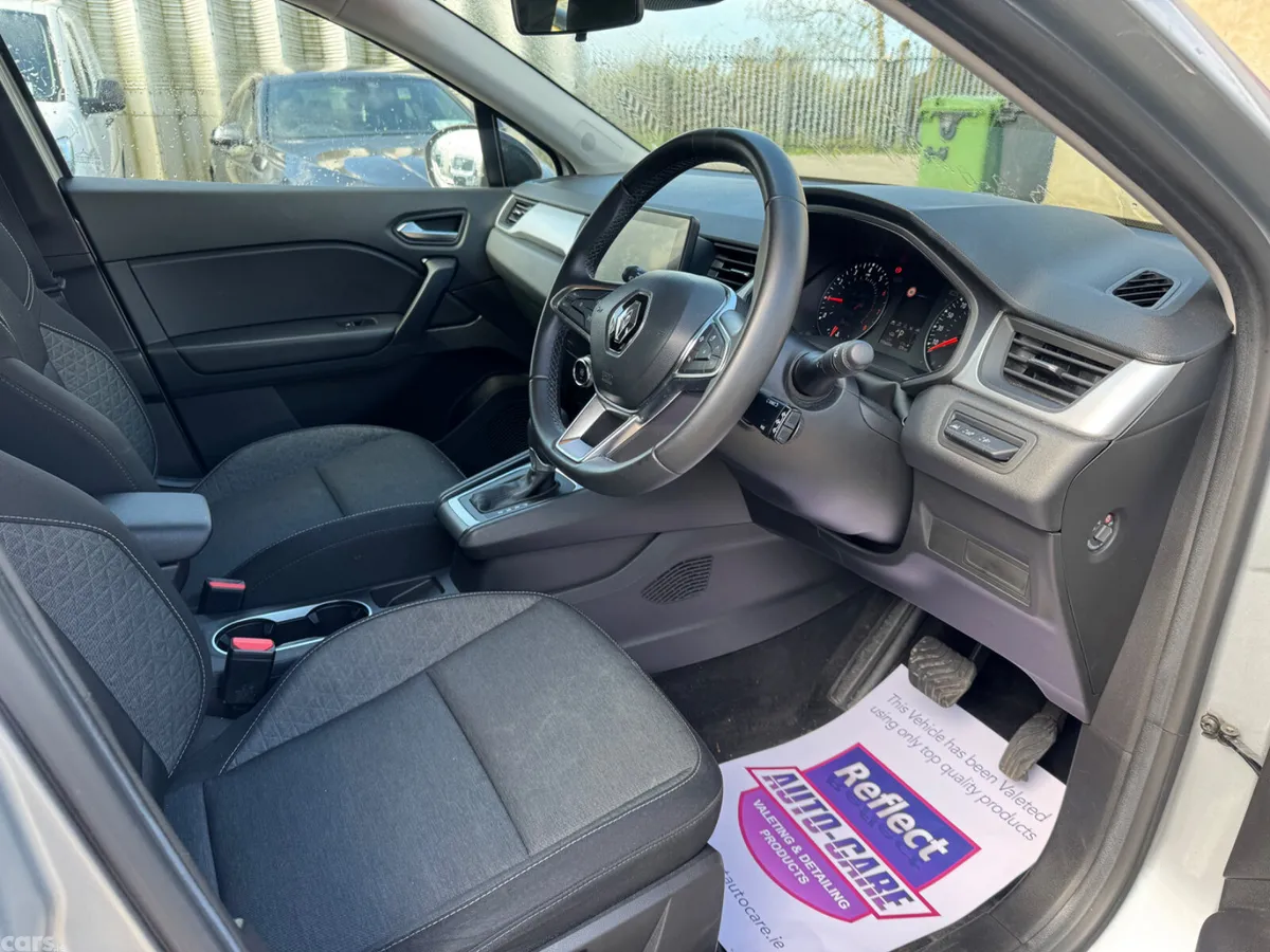 Renault Captur Hatchback, Petrol, 2023, Blue