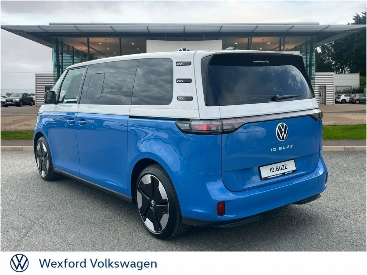 Volkswagen ID.Buzz MPV, Electric, 2026, Blue