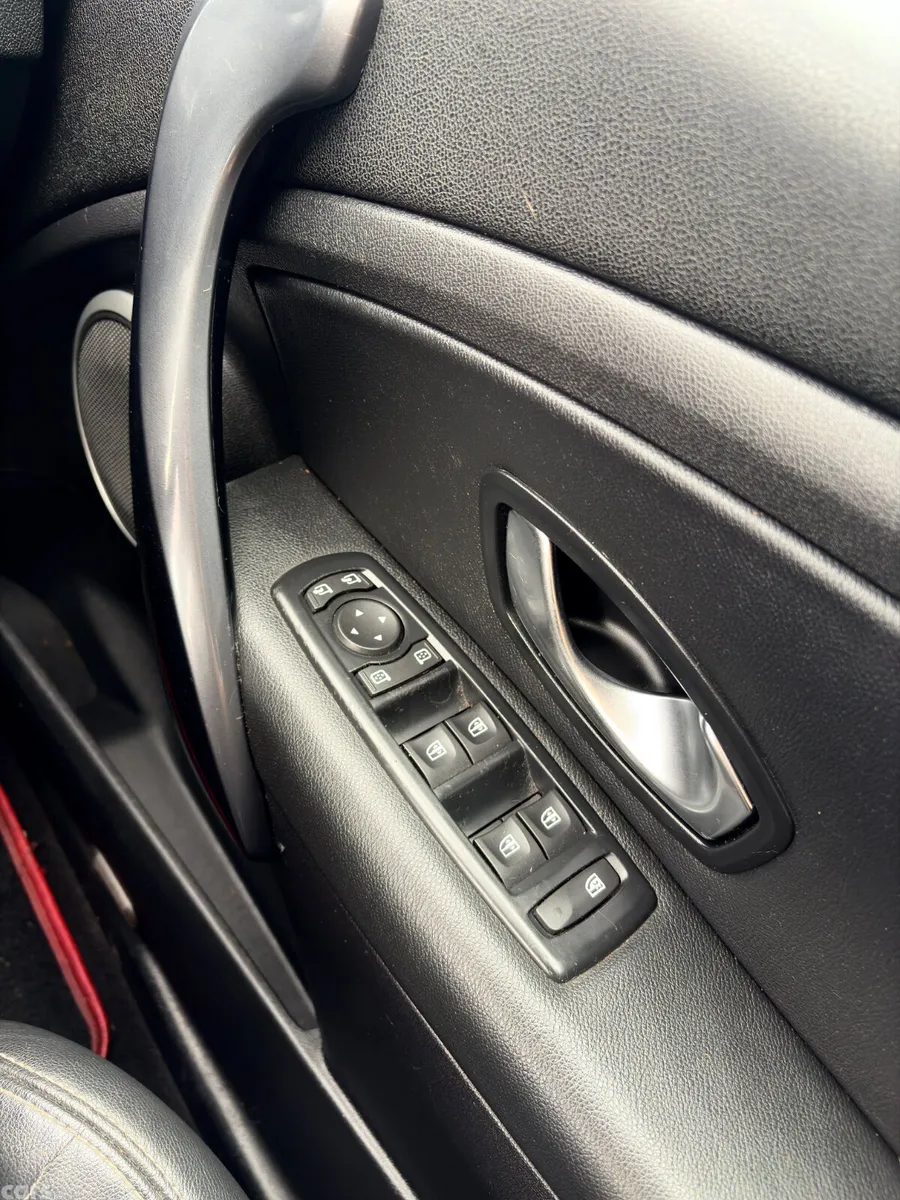 Renault Megane Estate/Jeep, Diesel, 2011, Silver