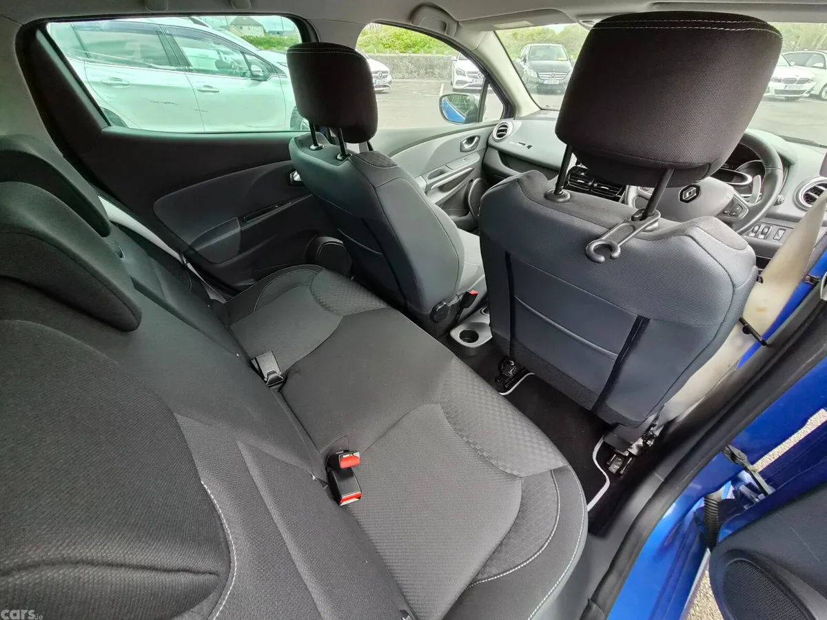 Renault Clio Hatchback, Petrol, 2016, Blue