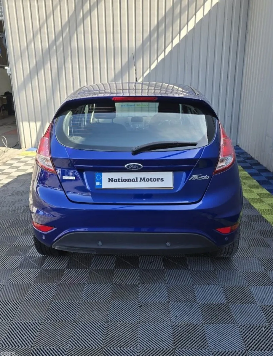 Ford Fiesta Hatchback, Petrol, 2015, Blue