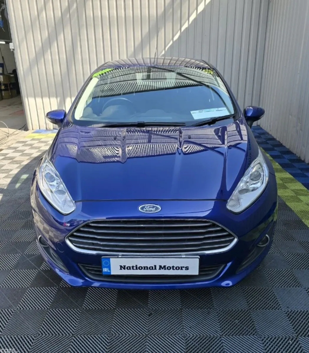 Ford Fiesta Hatchback, Petrol, 2015, Blue