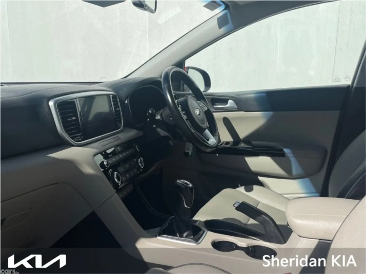 Kia Sportage SUV, Diesel Hybrid, 2021, Red