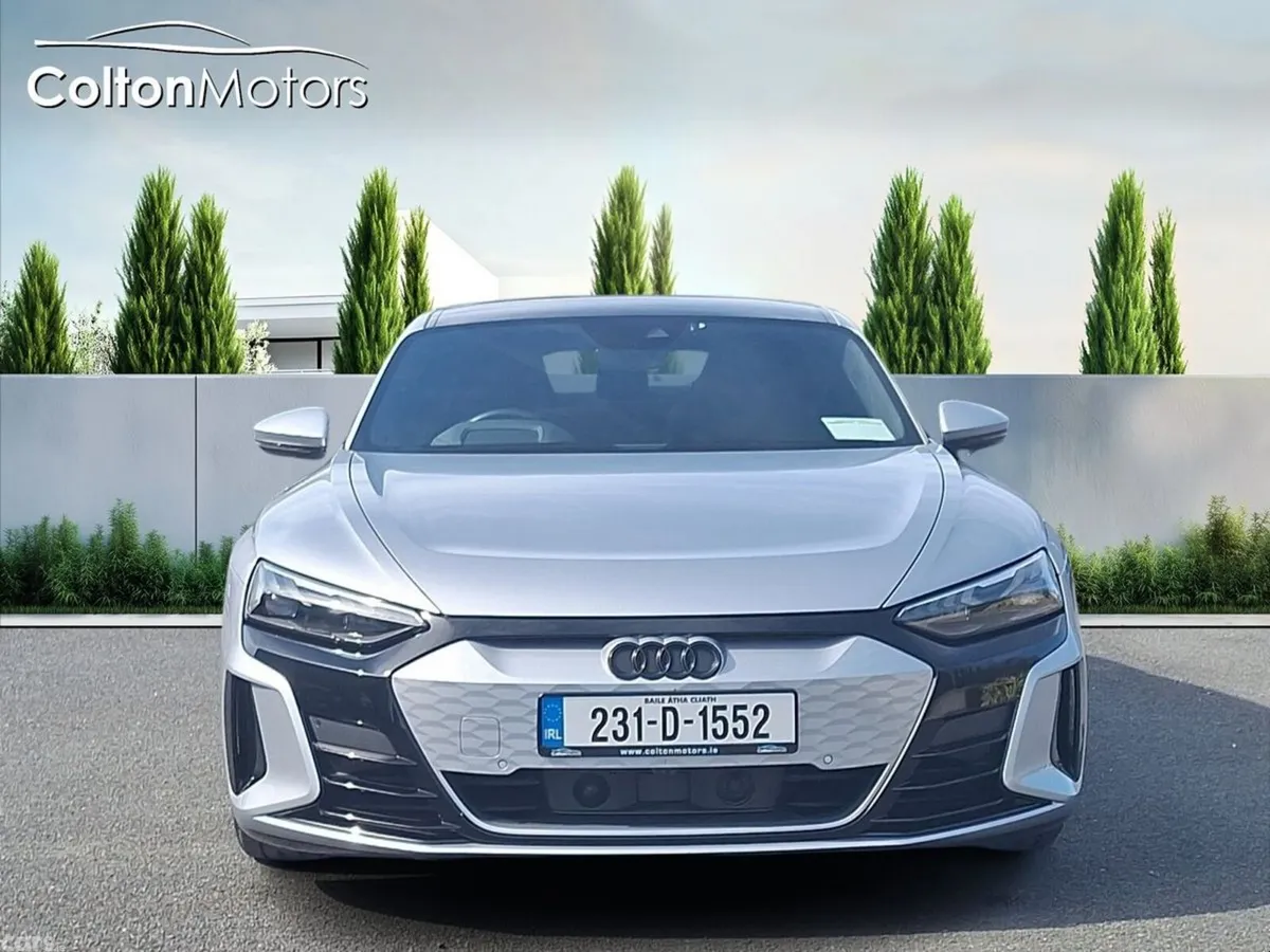 Audi e-tron GT quattro Hatchback, Electric, 2023, Grey