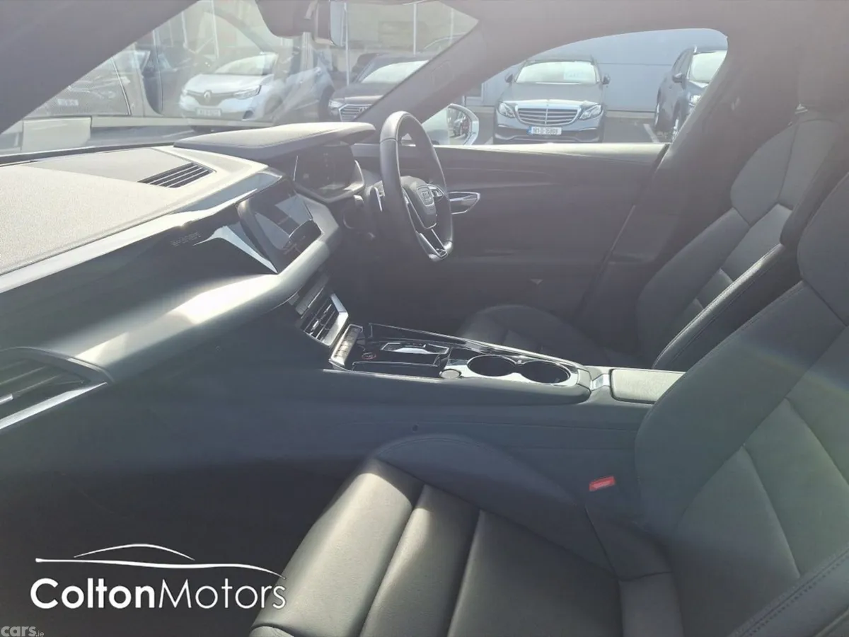 Audi e-tron GT quattro Hatchback, Electric, 2023, Grey