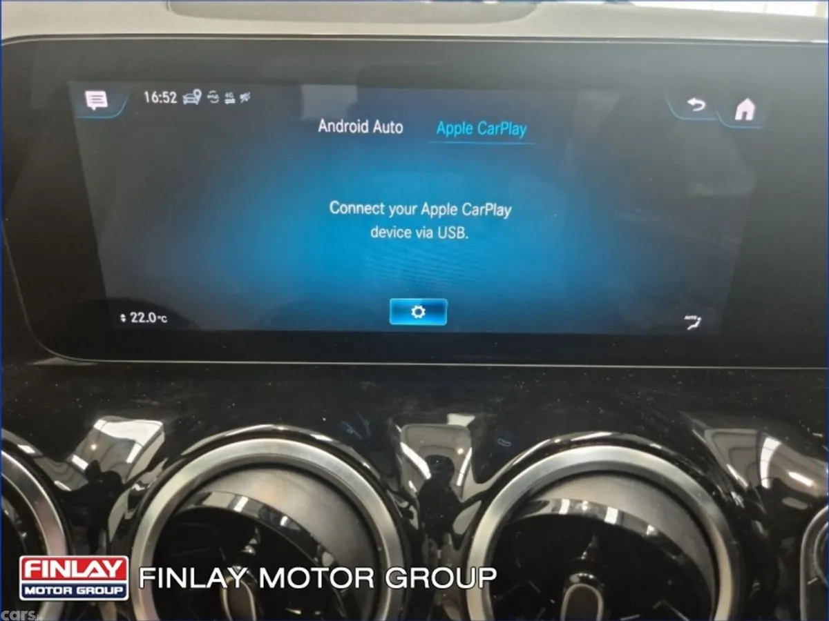 Mercedes-Benz GLA SUV, Diesel, 2023, Grey