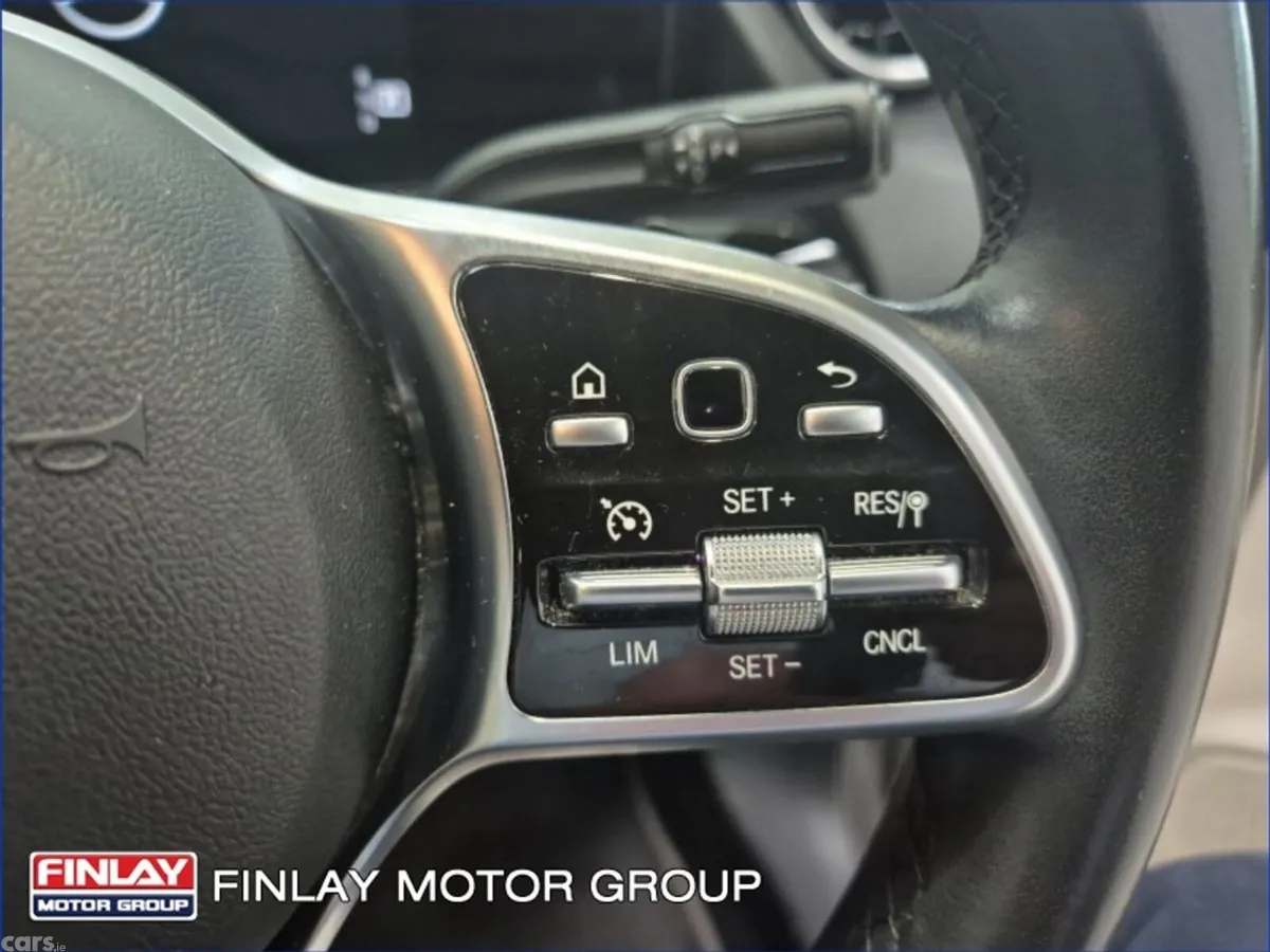 Mercedes-Benz GLA SUV, Diesel, 2023, Grey
