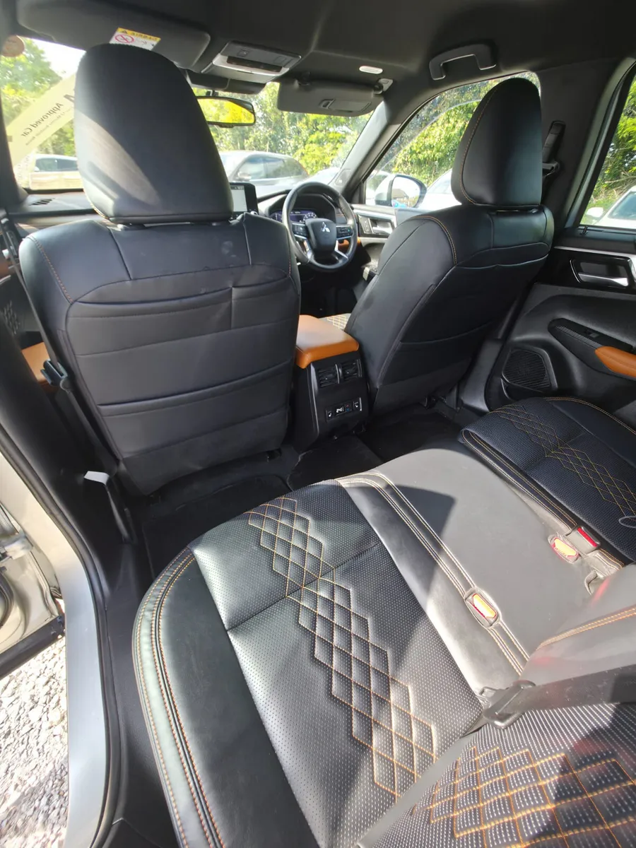 Mitsubishi Outlander SUV, Petrol Plug-in Hybrid, 2022, Silver