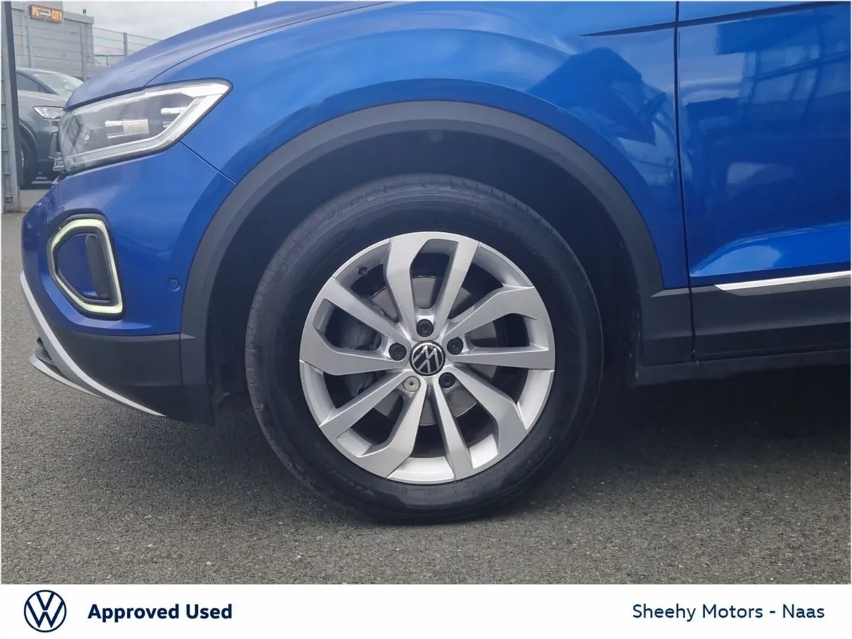 Volkswagen T-Roc SUV, Petrol, 2024, Blue