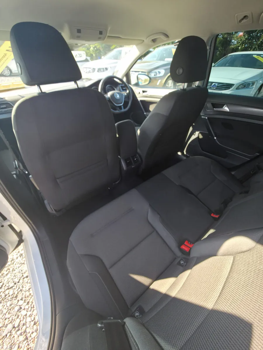 Volkswagen Golf Estate, Petrol, 2017, White