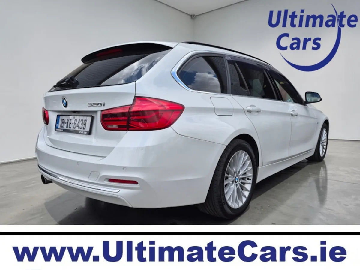 BMW 3-Series Estate, Petrol, 2018, White