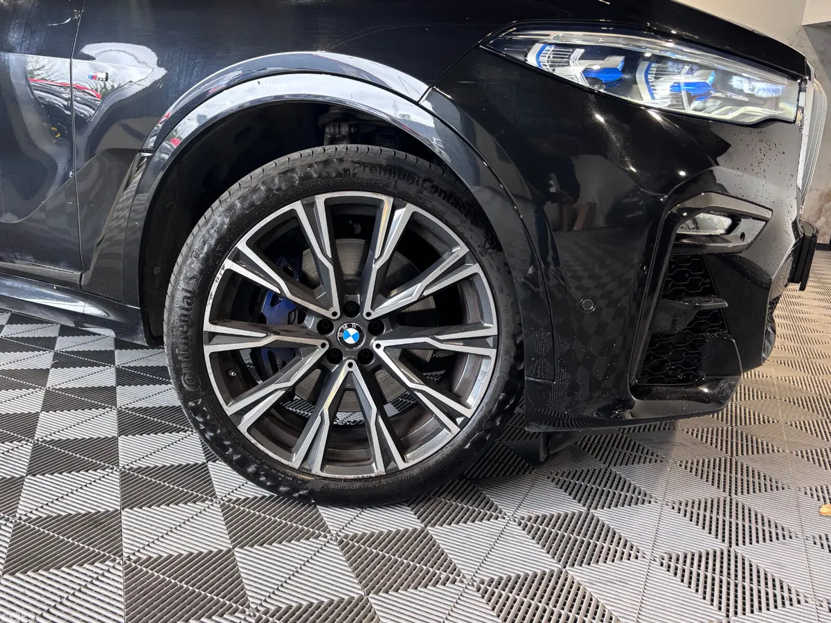 BMW X7 Estate/Jeep, Diesel, 2019, Black