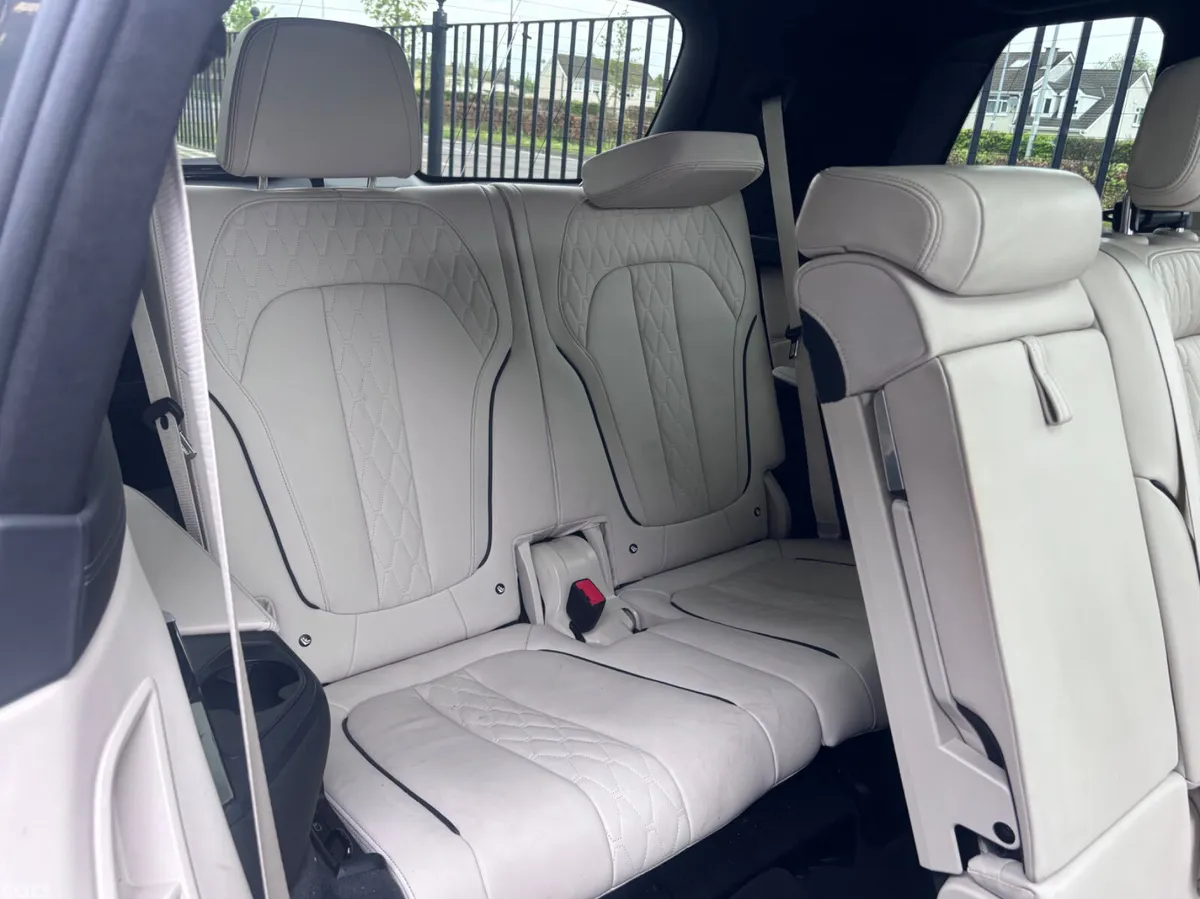 BMW X7 Estate/Jeep, Diesel, 2019, Black