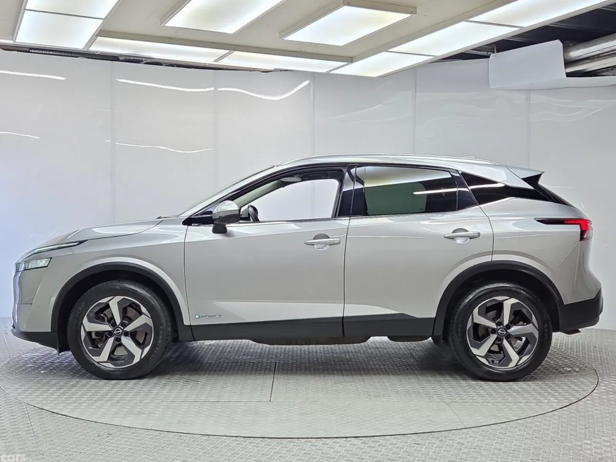 Nissan Qashqai MPV, Petrol Hybrid, 2023, Grey