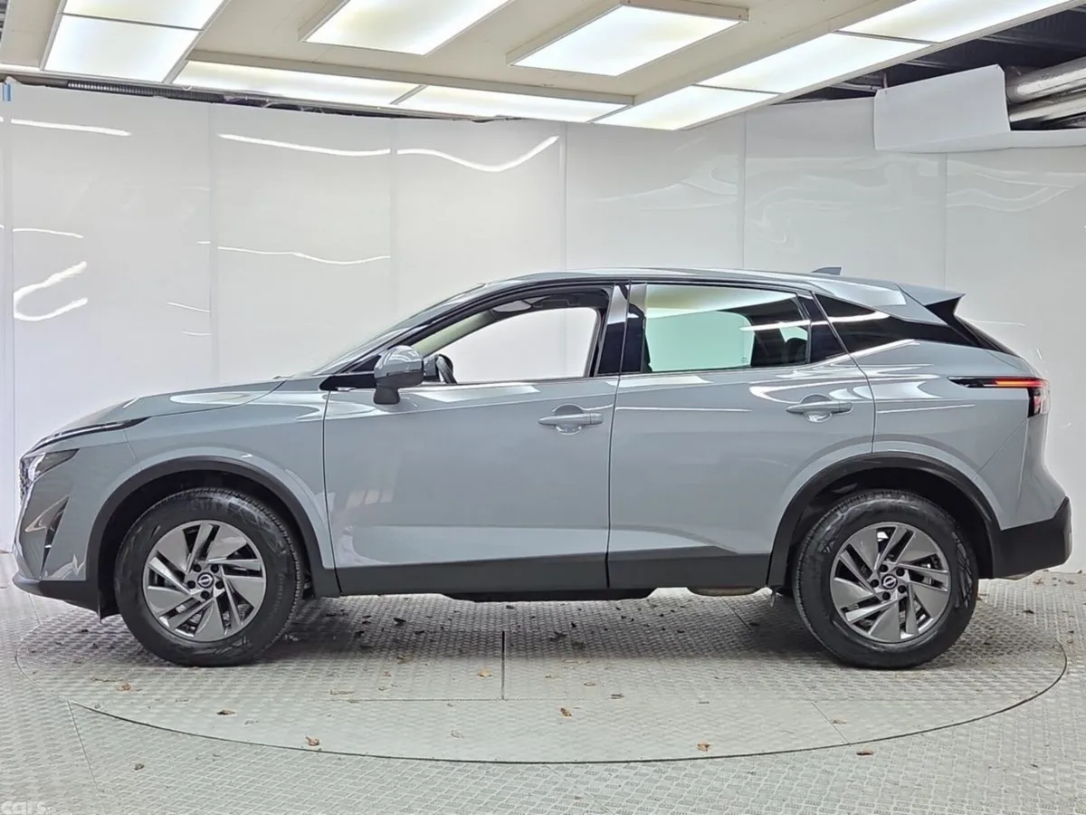 Nissan Qashqai MPV, Petrol Hybrid, 2025, Grey