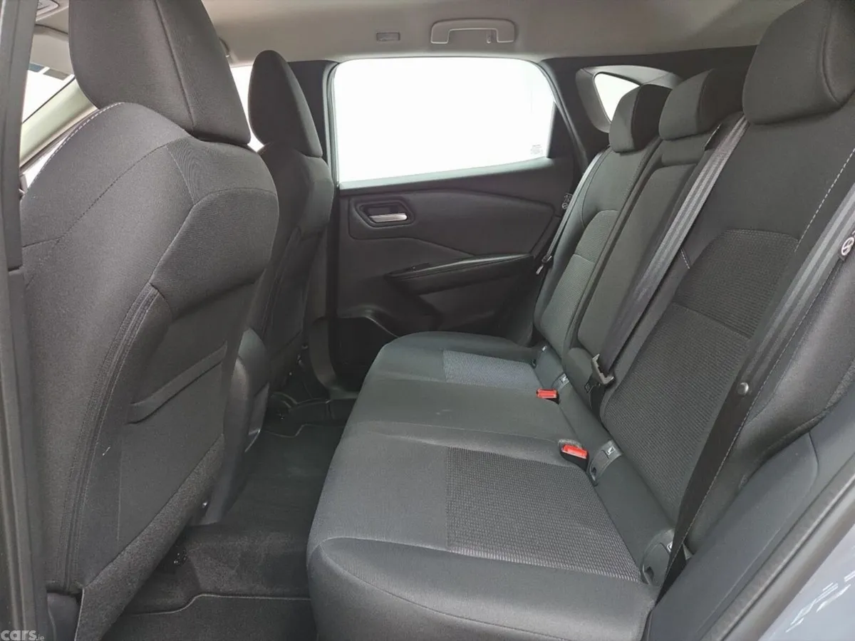 Nissan Qashqai MPV, Petrol Hybrid, 2025, Grey
