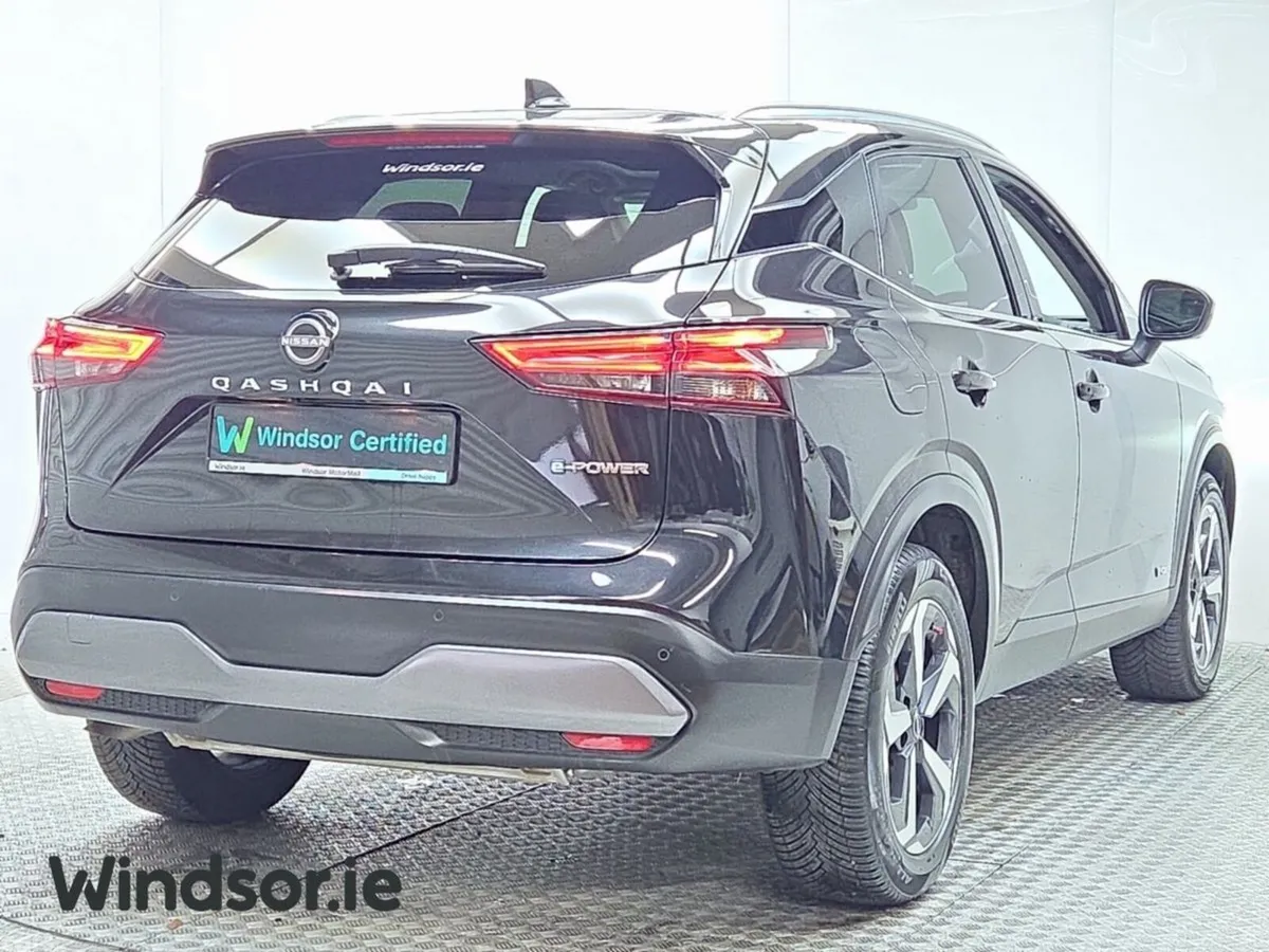 Nissan Qashqai MPV, Petrol Hybrid, 2023, Black
