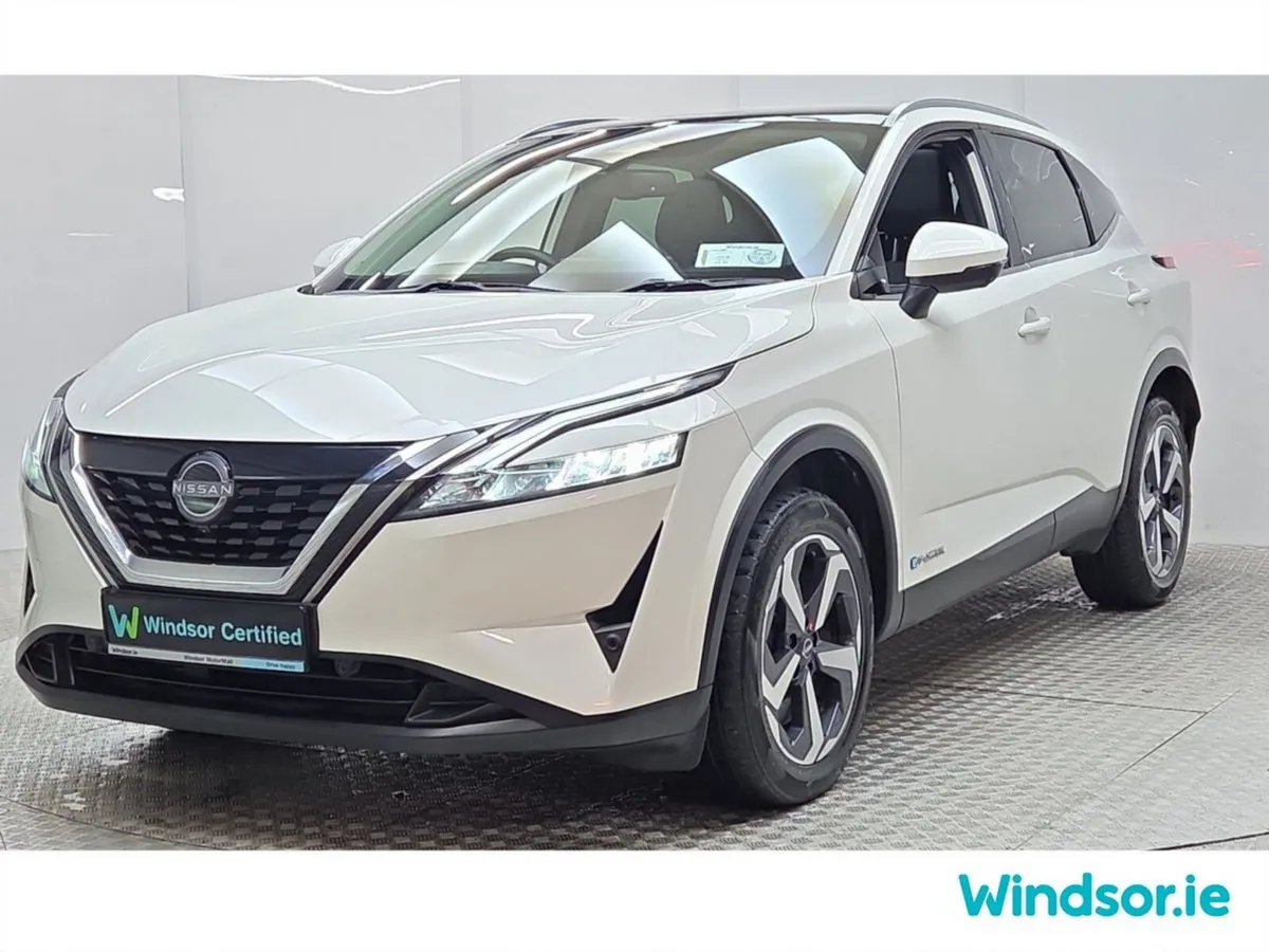 Nissan Qashqai MPV, Petrol Hybrid, 2023, White