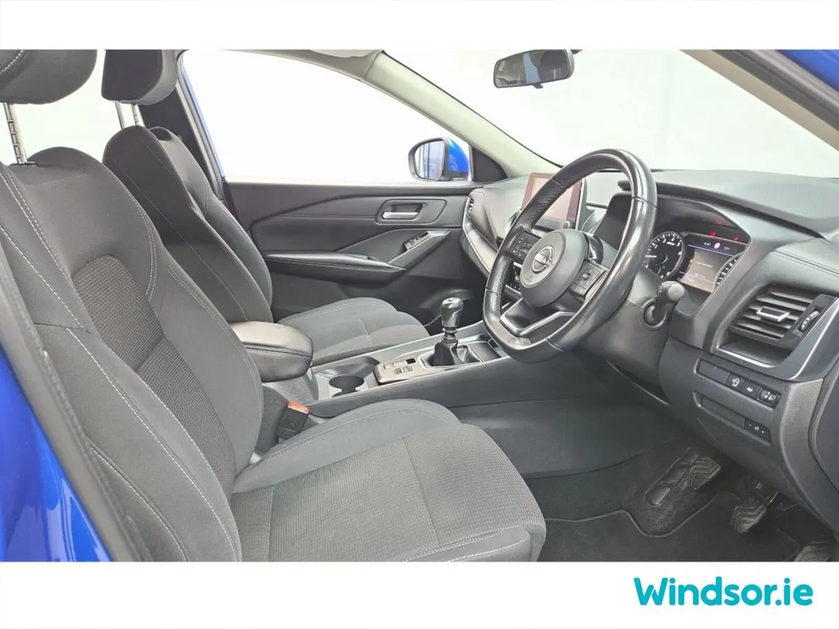 Nissan Qashqai MPV, Petrol Hybrid, 2023, Blue