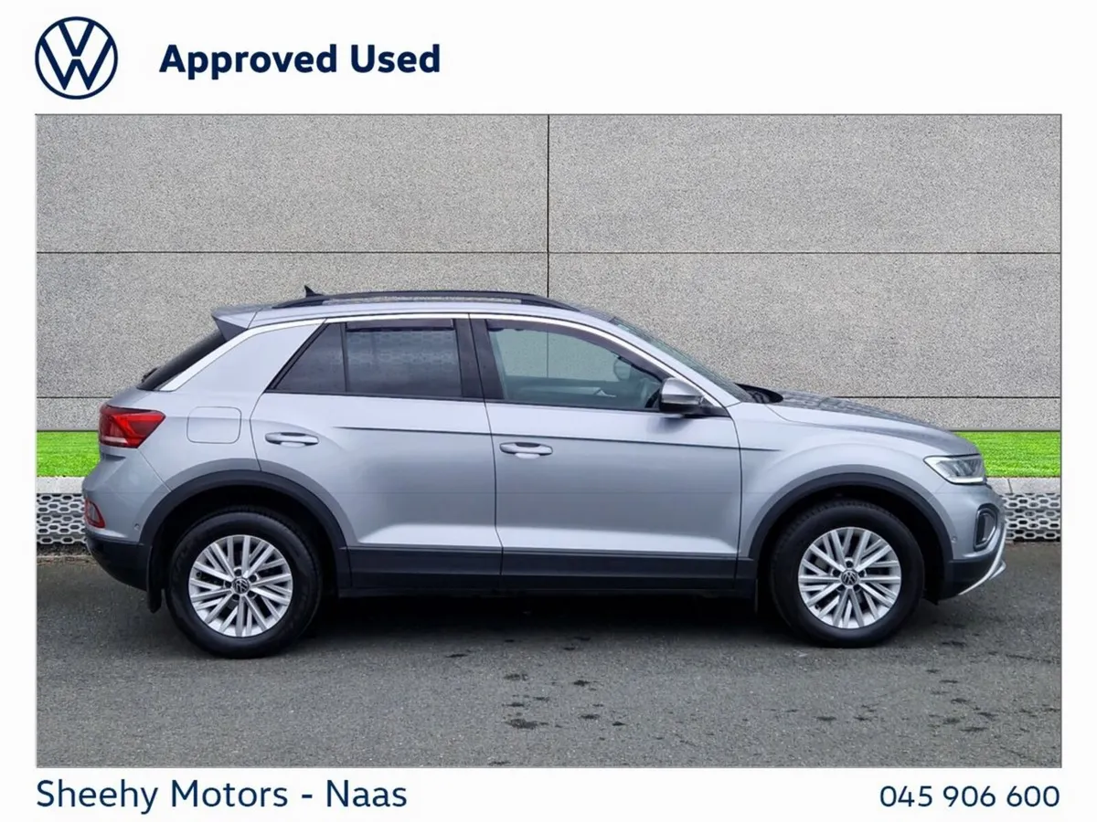 Volkswagen T-Roc SUV, Diesel, 2023, Silver
