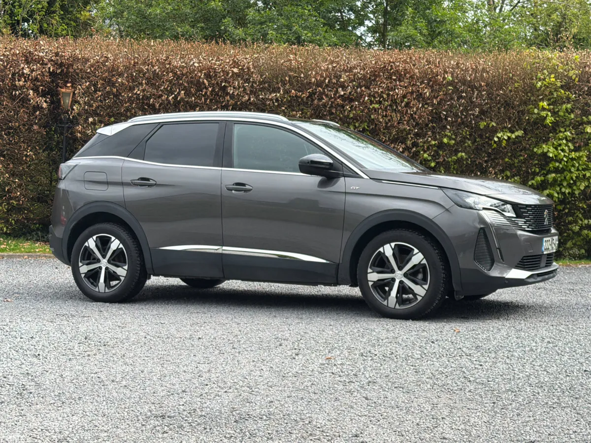 Peugeot 3008 MPV, Petrol, 2022, Grey