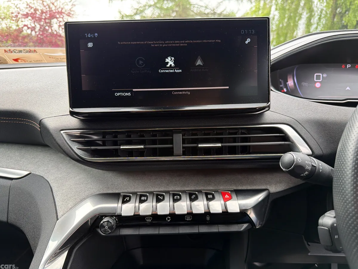 Peugeot 3008 MPV, Petrol, 2022, Grey