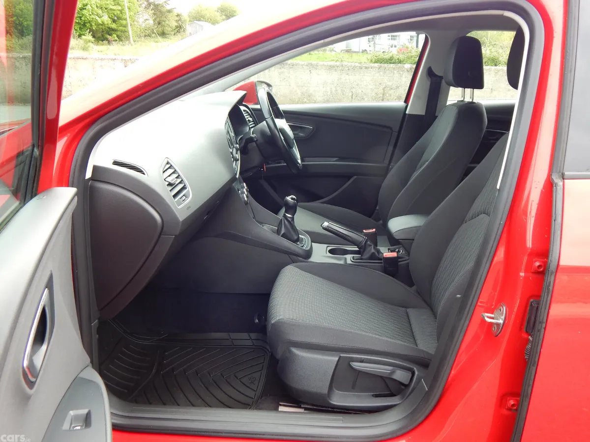 SEAT Leon Estate, Diesel, 2017, Red