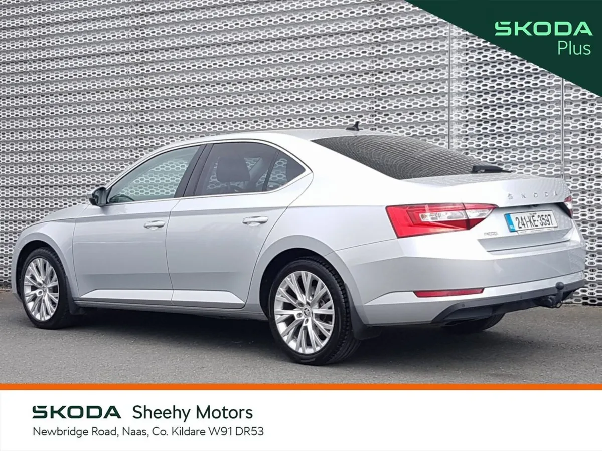 Skoda Superb Saloon, Diesel, 2024, Silver